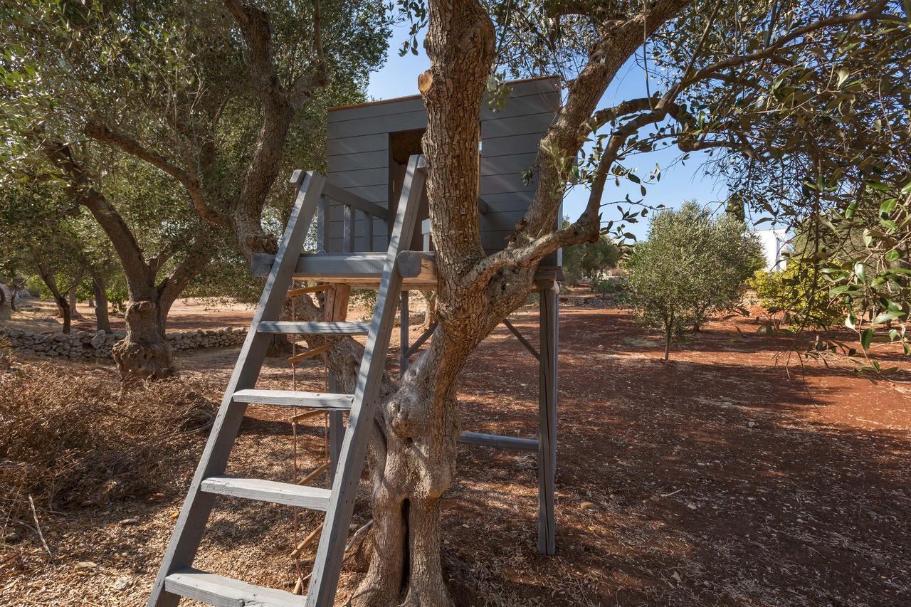 Casale Con Cipresso Villa Ostuni Luaran gambar